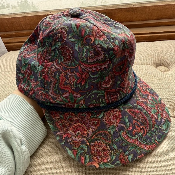 Vintage Other - Vintage Cloverdale Paisley Snapback